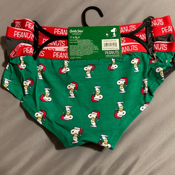 Peanuts Snoopy Christmas Underwear3 Pair Set - Picture 4 of 7